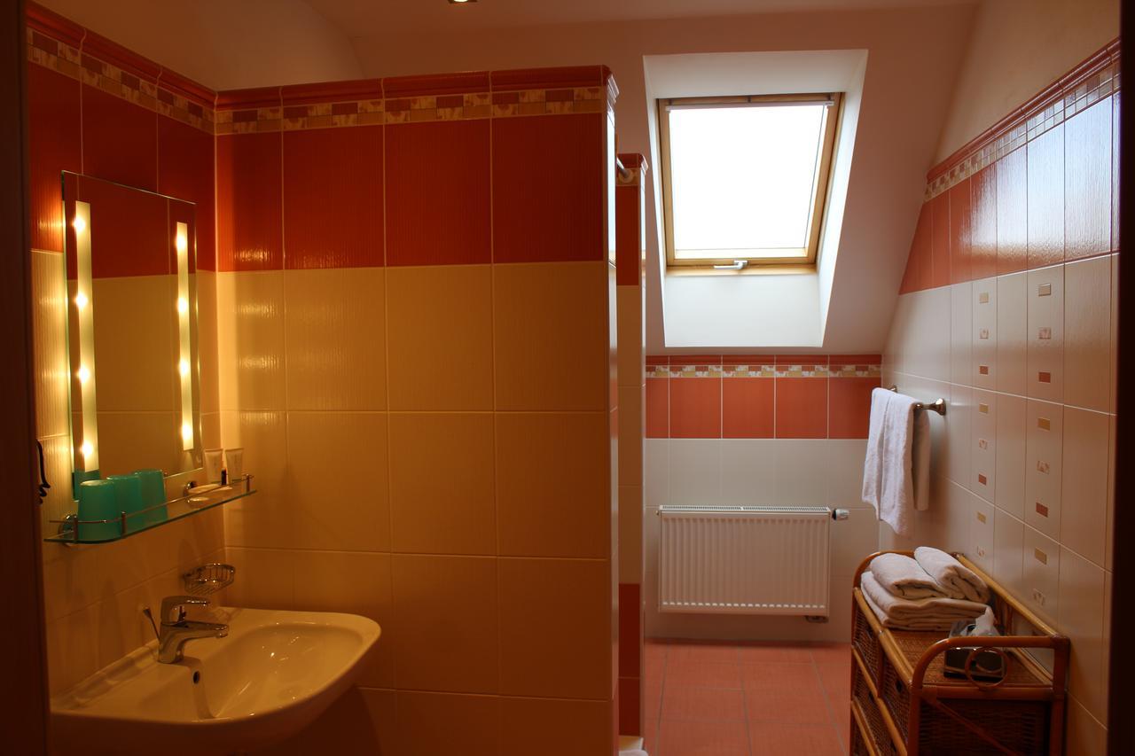 Apartmany Graf Chýně Exterior foto